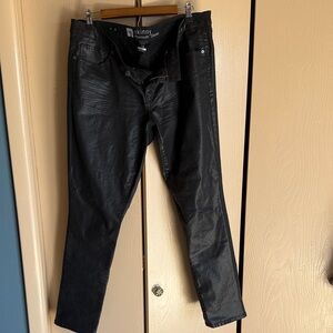 Mossimo Black Coated Skinny Women’s Jeans